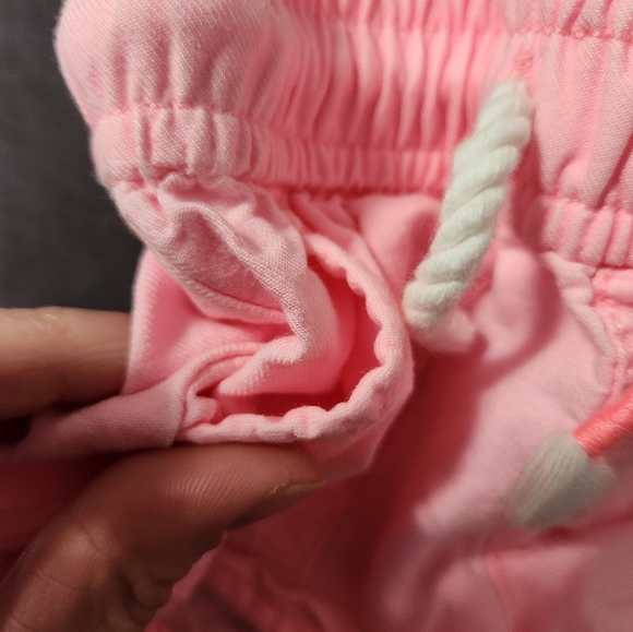 Girls Oshkosh bgosh shorts‎ size 6 months - Picture 2 of 6